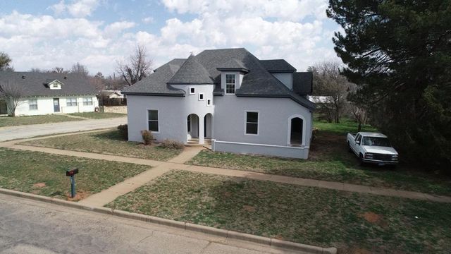 410 Pine St, Sweetwater, TX 79556