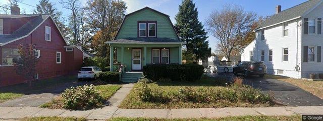 82 2nd Ave, West Haven, CT 06516