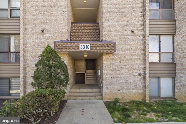 3310 Huntley Square Dr #T, Temple hills, MD 20748