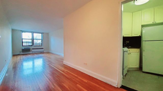 60 Turner Pl   #2L, Brooklyn, NY 11218