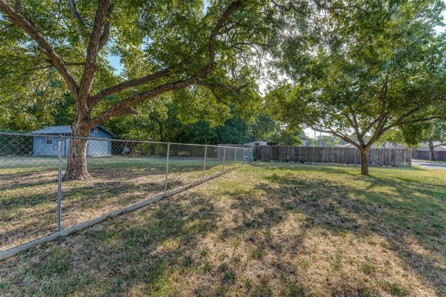 6558 Garland Ave, Fort Worth, TX 76116