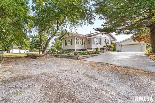 3608 Magdalena St, Springfield, IL 62707