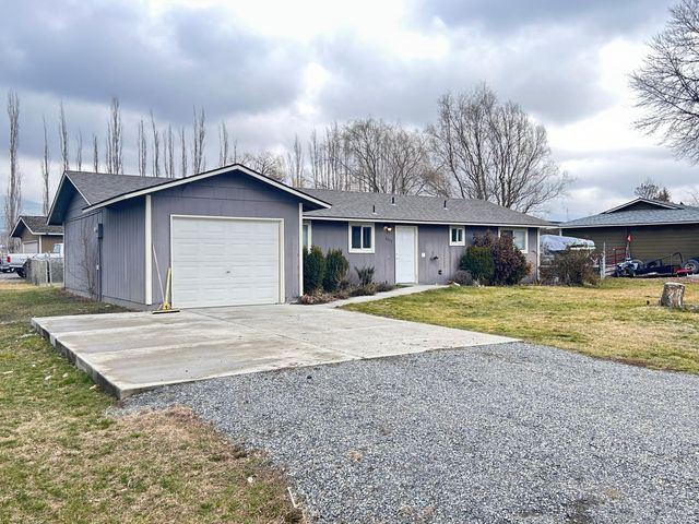 6302 Patricia Ave, Yakima, WA 98901