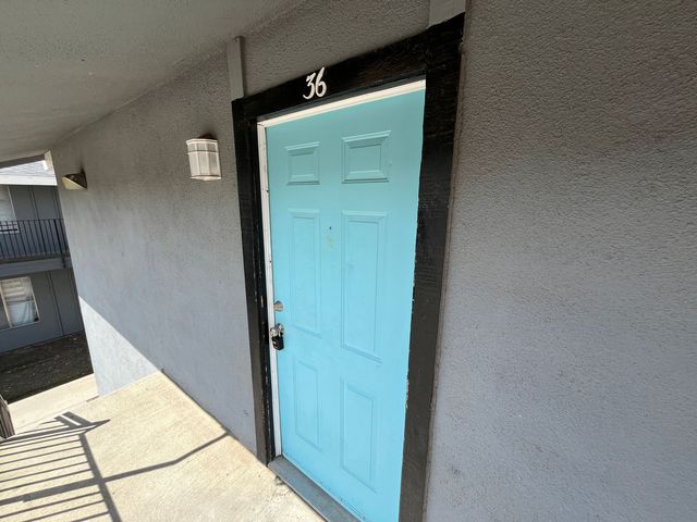 1776 W  Olive Ave #36, Porterville, CA 93257