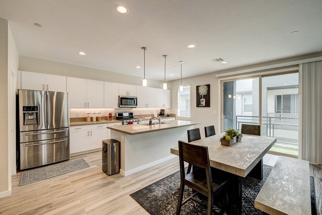 11301 Vision Peak Ave #103, Summerlin, NV 89135