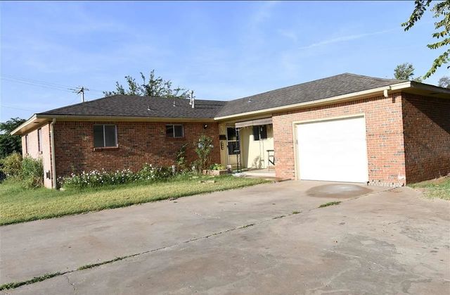 2505 Kansas Ave, Woodward, OK 73801
