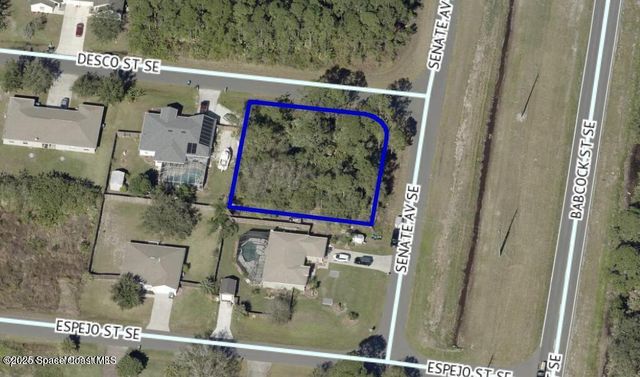 1694 Desco St   SE, Palm Bay, FL 32909