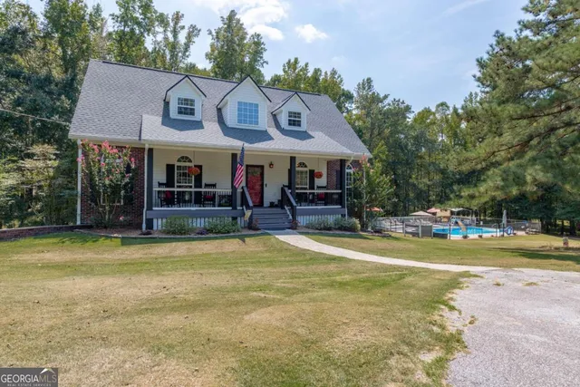 460 Rivers Rd, Fayetteville, GA 30214