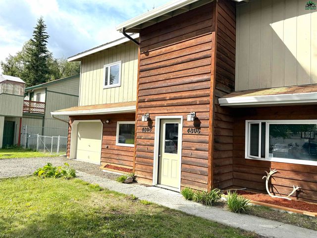 4806/4808 Villanova Dr, Fairbanks, AK 99709