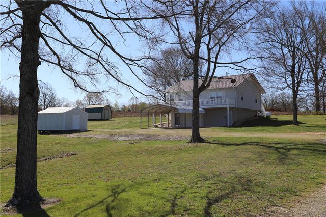 5742 State Highway 160 E, Doniphan, MO 63935