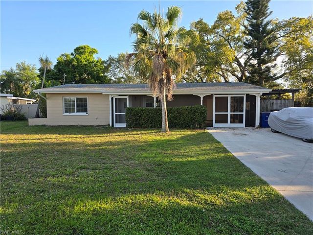 1454 Collins Rd, Fort Myers, FL 33919