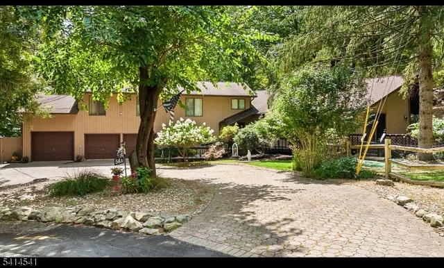 56A Sleepy Hollow Rd, Byram Township, NJ 07821