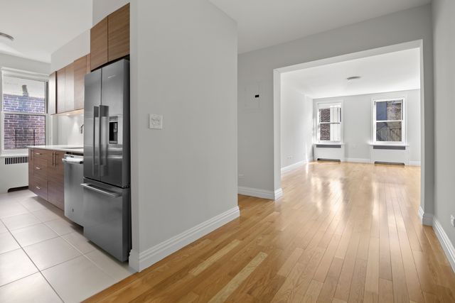 364 W  18th St #3G, New York, NY 10011