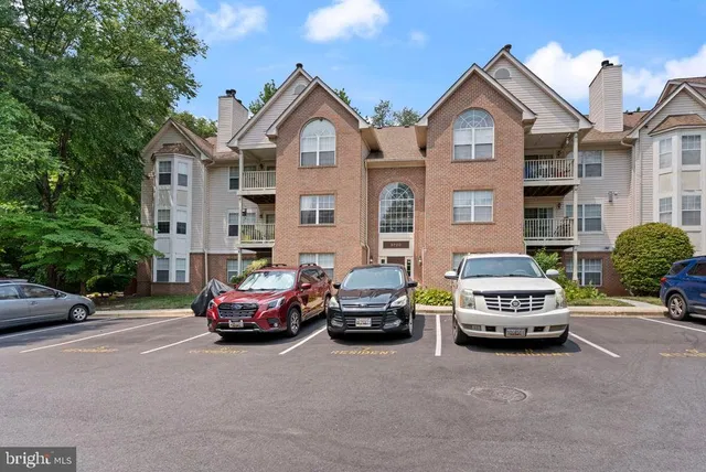 9720 Lake Pointe Ct #204, Upper Marlboro, MD 20774
