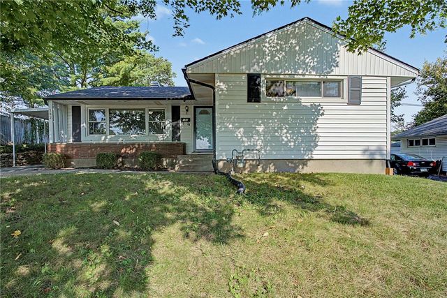 132 Circle Dr, Fairborn, OH 45324