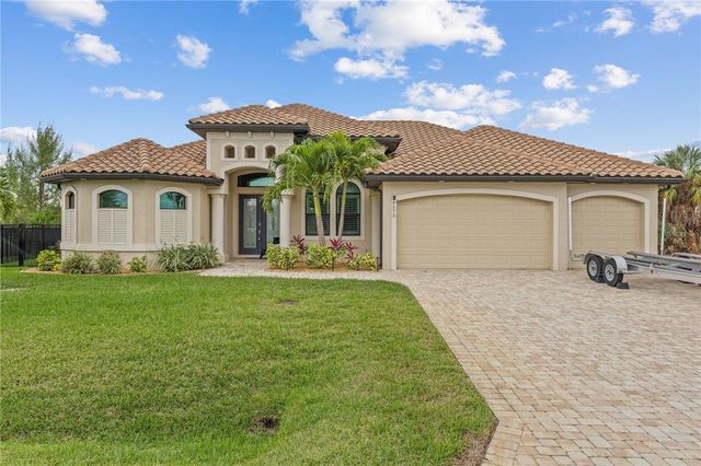 9572 President Cir, Port Charlotte, FL 33981