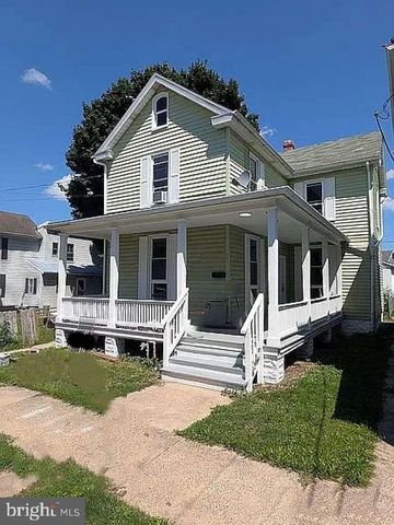 745 E  Washington St, Chambersburg, PA 17201