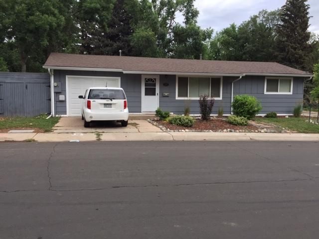 200 Clover Ln, Fort Collins, CO 80521