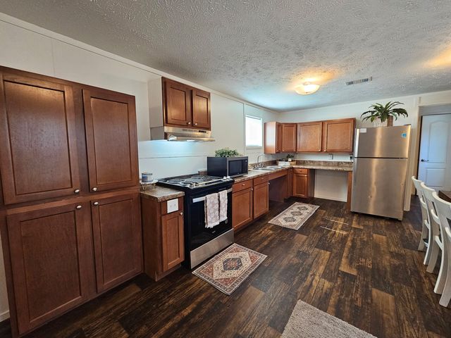 3550 Pine Forest Rd #5, Cantonment, FL 32533