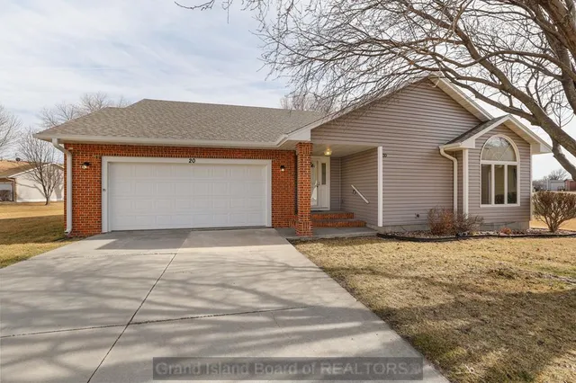 20 Via Trivoli, Grand Island, NE 68803