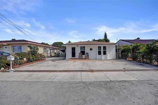 901 NW 34th Ave, Miami, FL 33125