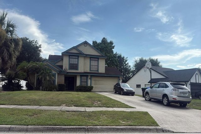 8226 Willowwood St, Orlando, FL 32818