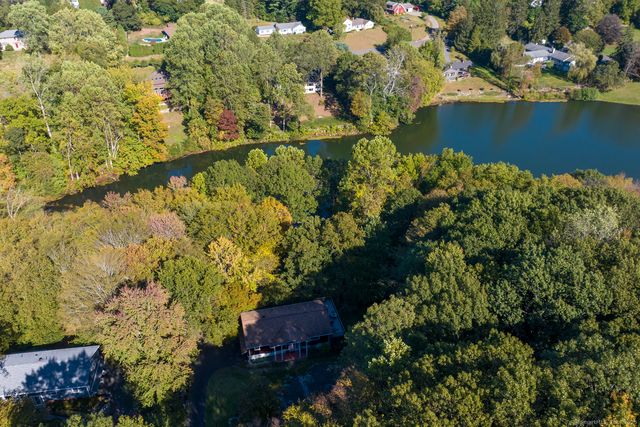 20 Lower Lake Road, Danbury, CT 06811