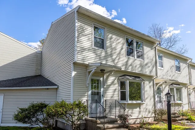 357 Boylston St #3, Lowell, MA 01852