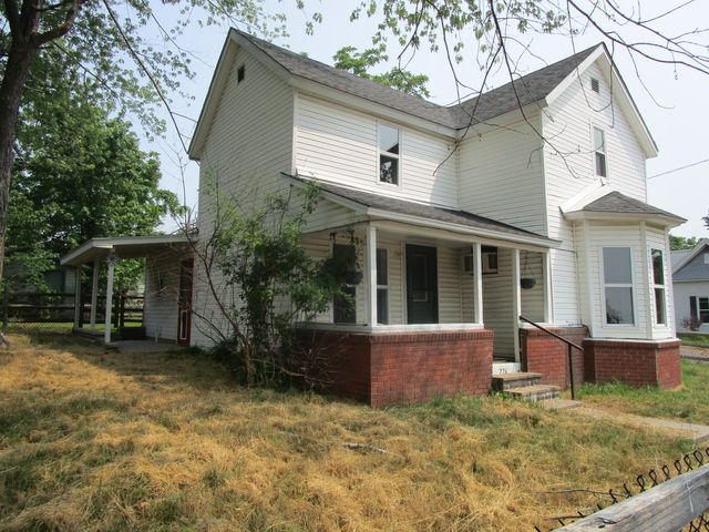 226 East 2nd Street, Mountain View, MO 65548