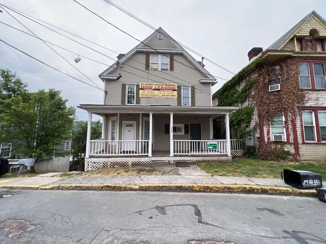 390 Forest Ave #C, Morgantown, WV 26505