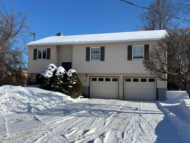 17 Elgin Ave, Massena, NY 13662