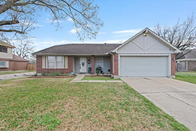 151 E  Forest Ln, Houston, TX 77015