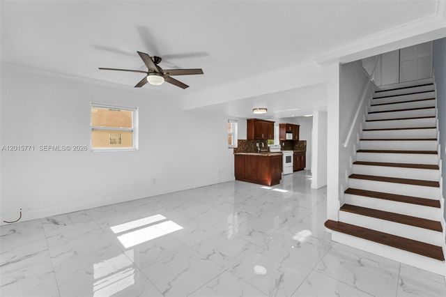 10903 N  Kendall Dr #222, Miami, FL 33176