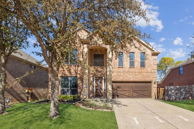 1918 Long Bow Trl, Euless, TX 76040