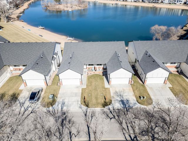 918 N  Bayshore Dr, Wichita, KS 67212