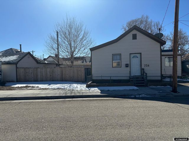 724 Euclid Ave, Rock Springs, WY 82901