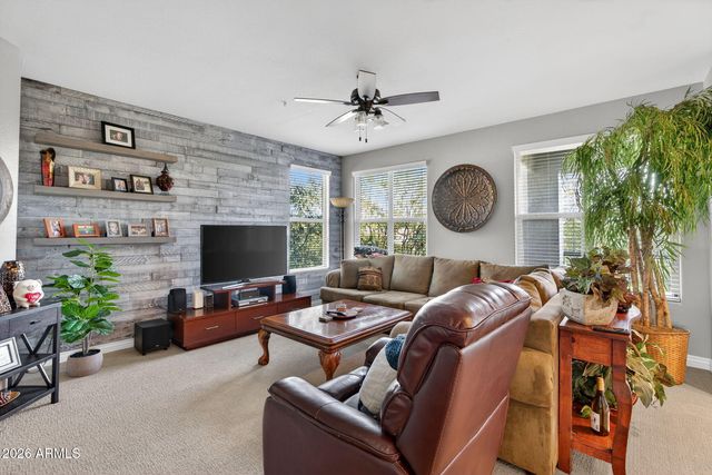 2425 W BRONCO BUTTE Trail #2020, Phoenix, AZ 85085
