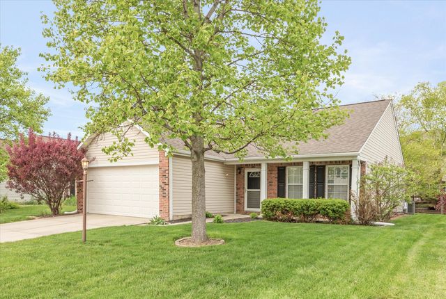 12208 Weathered Edge Dr, Fishers, IN 46037