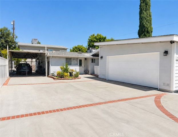 19331 Lorne St, Reseda, CA 91335