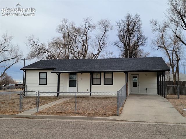 822 E  12th St, La Junta, CO 81050