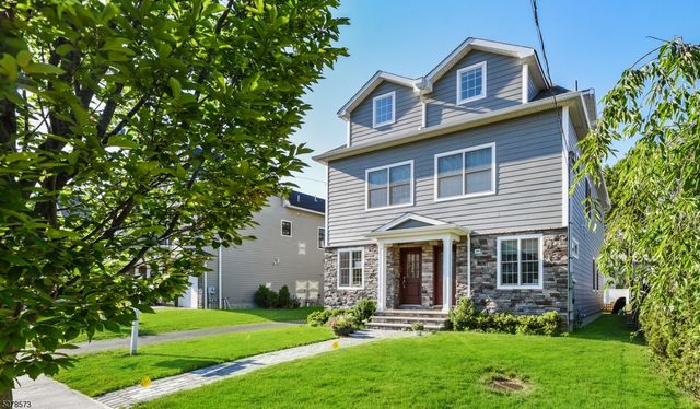 29 Willow St #A, Millburn, NJ 07041