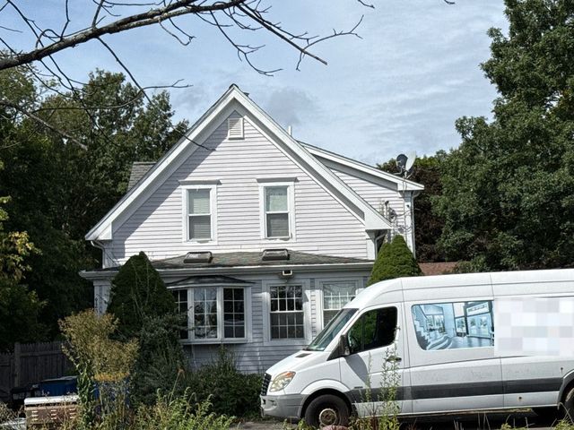 920 North St, Randolph, MA 02368