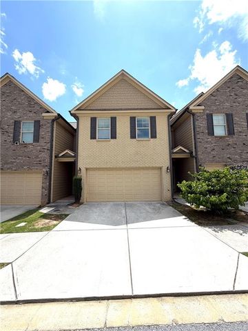 316 Cashes Ct, Lilburn, GA 30047