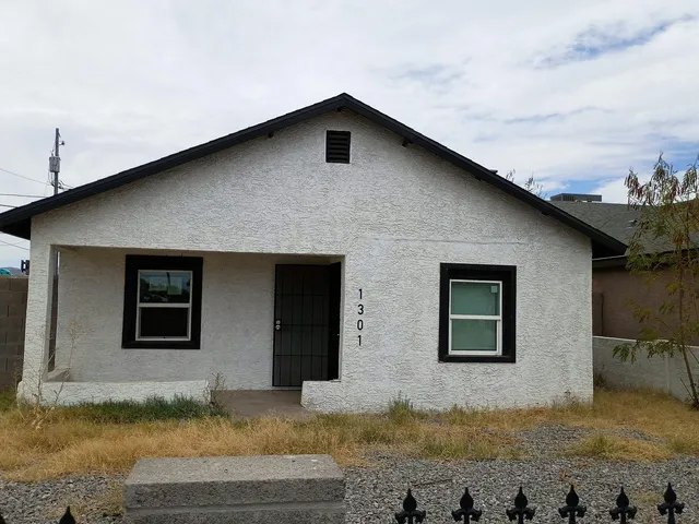 1301 W  Cocopah St, Phoenix, AZ 85007