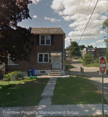 400 W  21st St, Chester, PA 19013