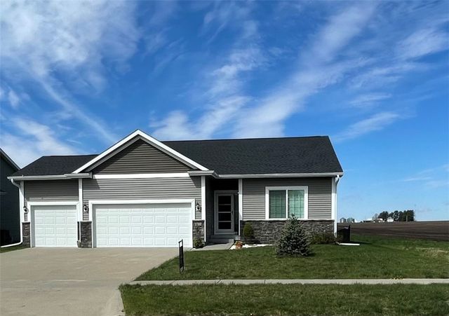 908 NW Harvest Dr, Grimes, IA 50111