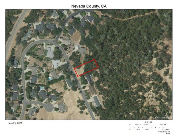 13766 Gold Country Dr, Penn Valley, CA 95946