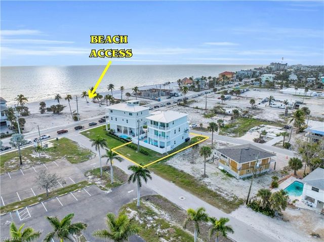 100 Anchorage St, Fort Myers Beach, FL 33931