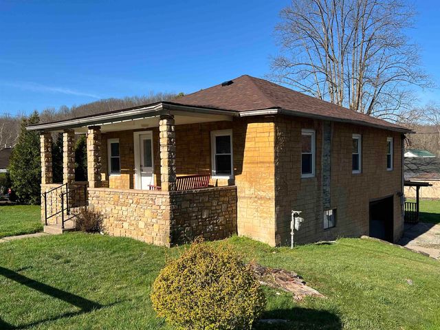 41 Pricketts Fort Rd, Fairmont, WV 26554