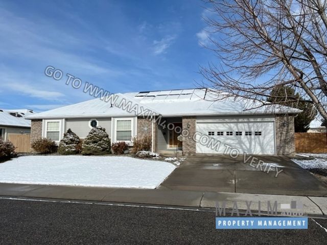 2812 Grand View Dr, Grand Junction, CO 81506